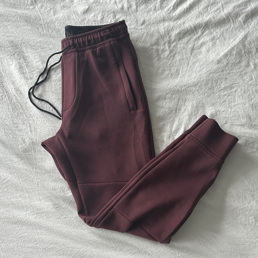 American Eagle Outfitters Maroon Joggers